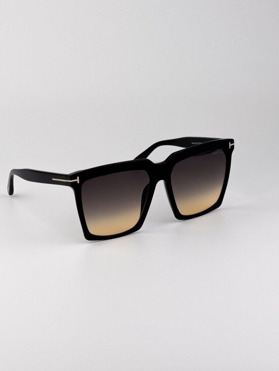 Tom Ford SABRINA-02 Women Sunglasses Black Gradient Oversized Square FT0764 01B main image 10